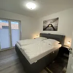 Lachmoewe * Damp